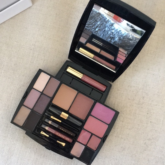 Makeup Case Palette - Picture 1 of 3